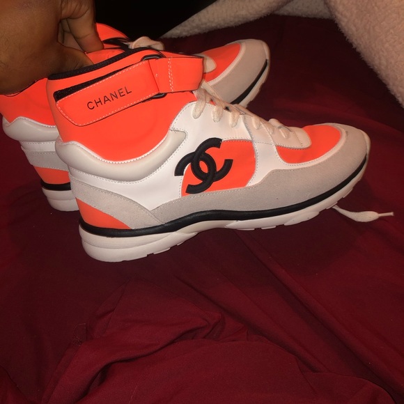 Chanel’s - Picture 2 of 3